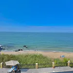 Apartment Sh Holidays & Health Beach-apartments