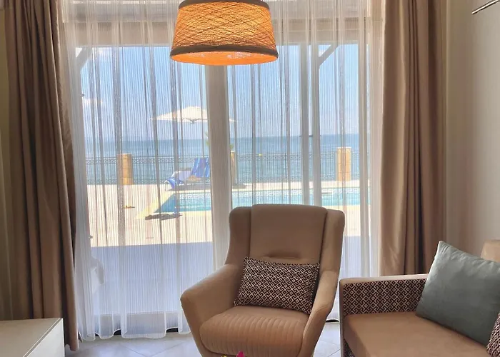 Апартамент Sh Holidays & Health Beach-apartments