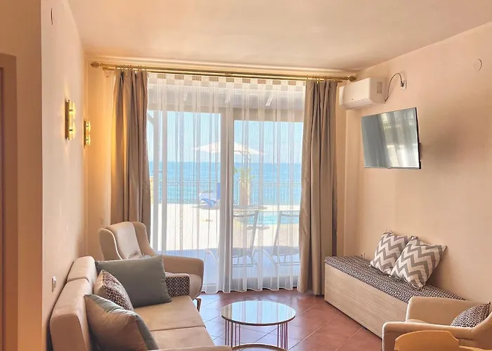 Sh Holidays & Health Beach-apartments Апартамент Созопол