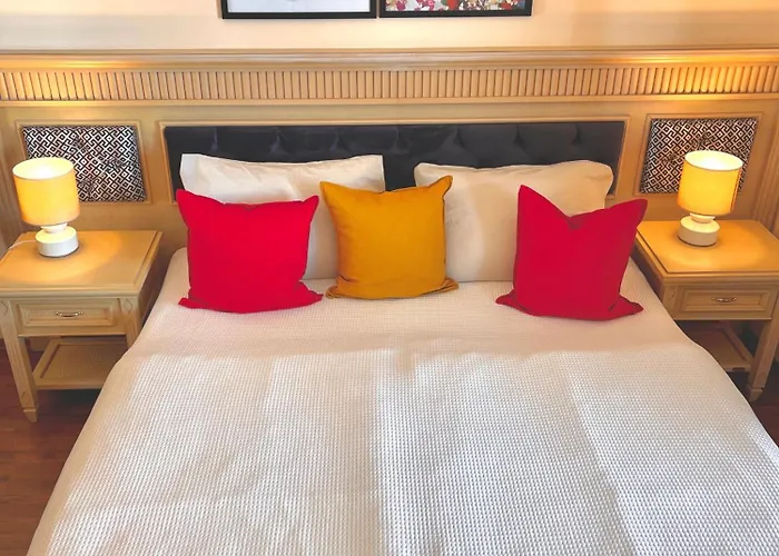 Апартамент Sh Holidays & Health Beach-apartments Созопол